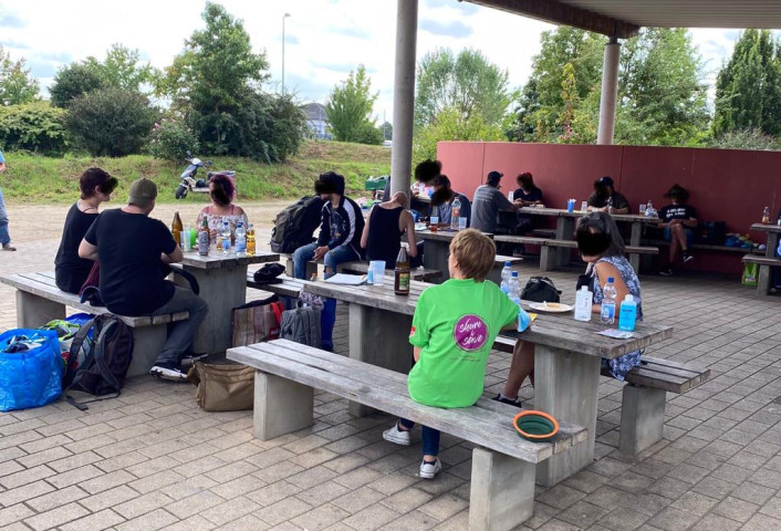 Bastian übernahm Grillplatz-Miete für Obdachlosengrillfest in Bensheim